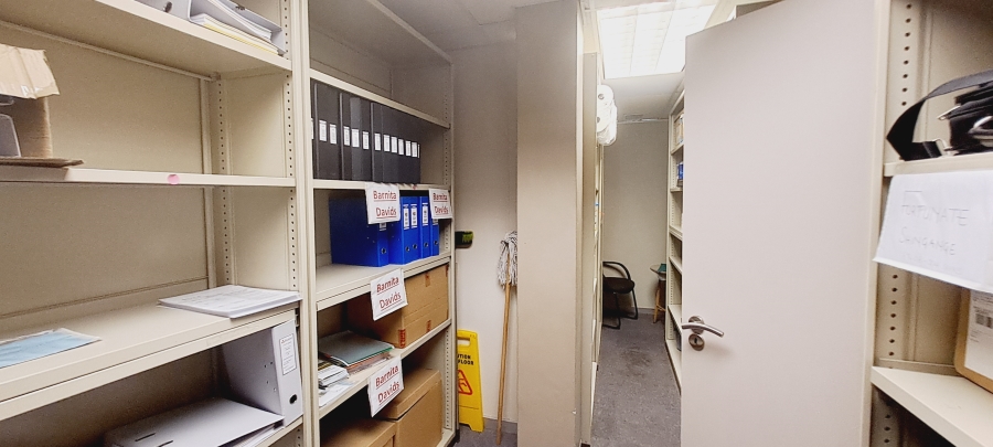 To Let commercial Property for Rent in Rosenpark Western Cape